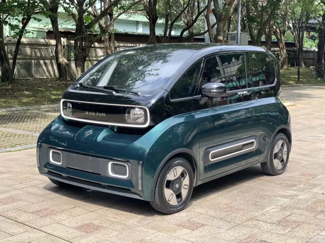 Фотография автомобиля — Baojun KiWi EV