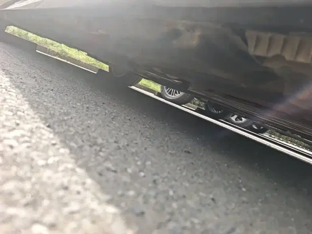 BMW 5 Series — Фото автомобиля 2