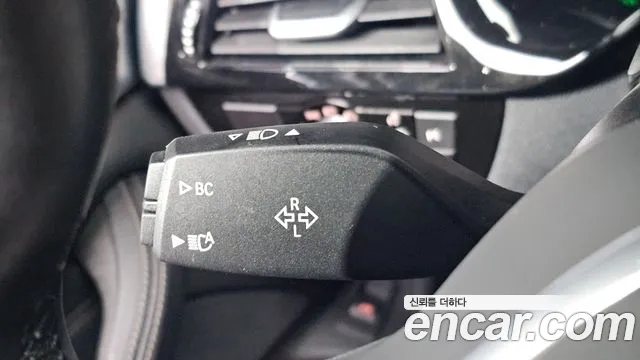 BMW 5 Series G30 — Фото автомобиля 27