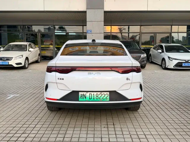 BYD Qin L — Фото автомобиля 3