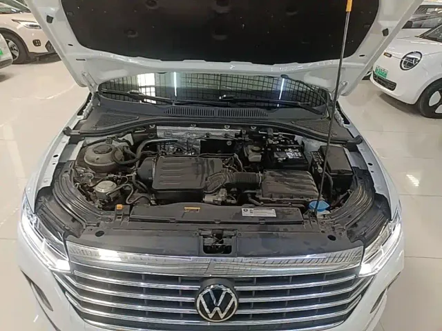 Volkswagen Lavida — Фото автомобиля 19