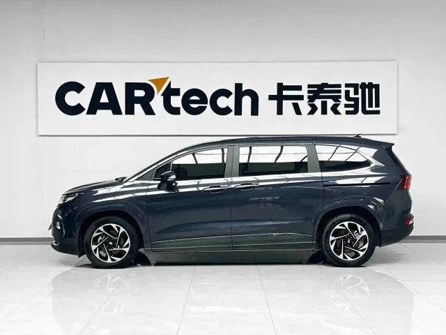 Hyundai Custo — Фото автомобиля 3