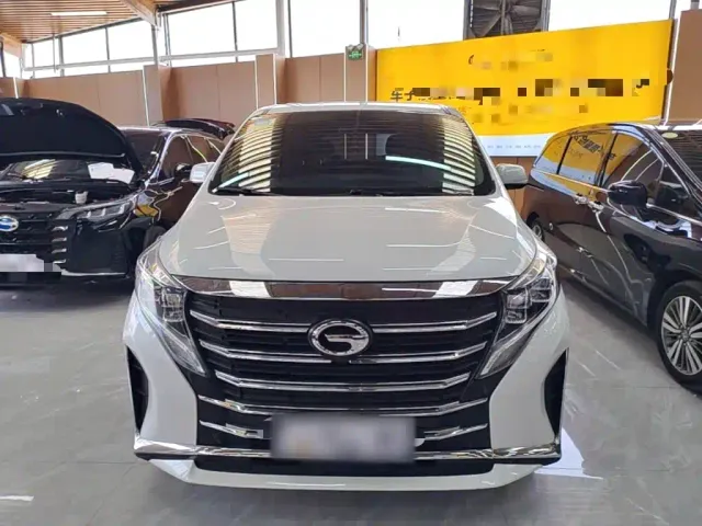 GAC Trumpchi M8 — Фото автомобиля 2