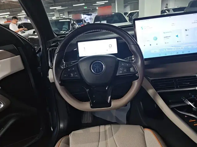 BYD Song Pro — Фото автомобиля 10