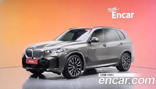 Фотография автомобиля — BMW X5 G05