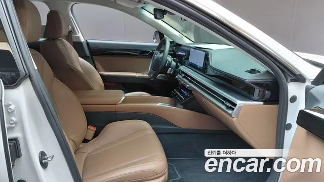 Hyundai Grandeur GN7 — Фото автомобиля 26