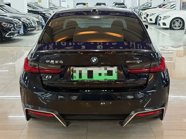 BMW i3 — Фото автомобиля 16