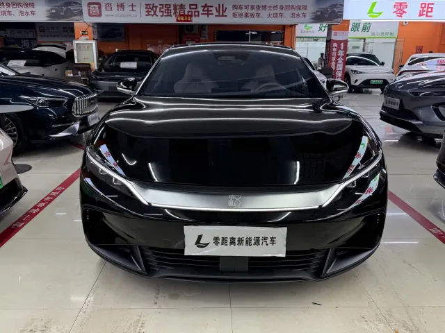 BYD Han — Фото автомобиля 2