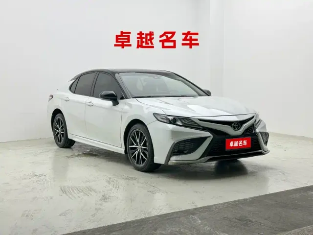 Toyota Camry — Фото автомобиля 7