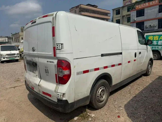 Maxus EV30 — Фото автомобиля 2