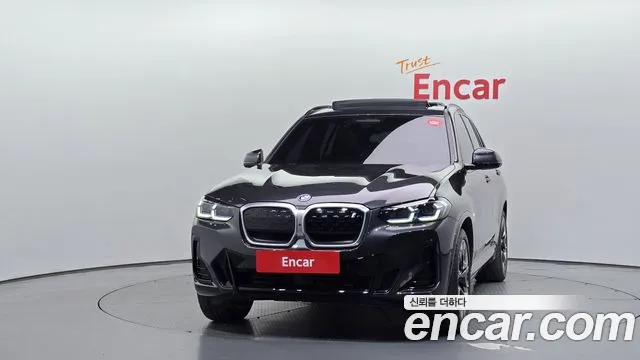 BMW iX3 G08 (2020–2024) — Фото автомобиля 3
