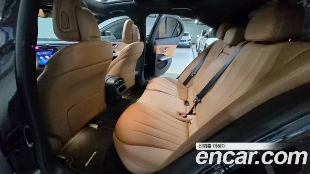 Mercedes-Benz E-Class W214 — Фото автомобиля 9