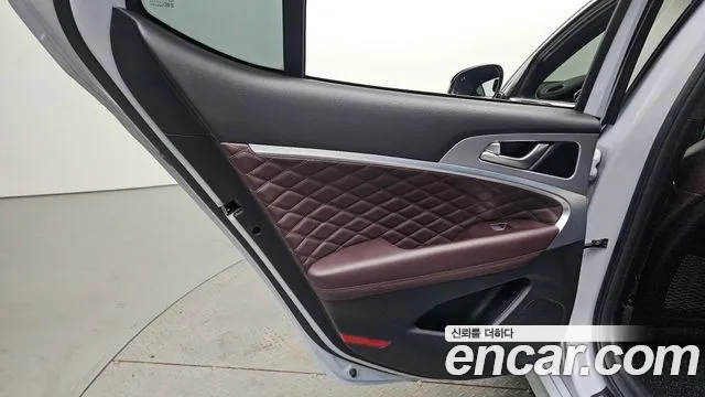 Genesis G70 — Фото автомобиля 25