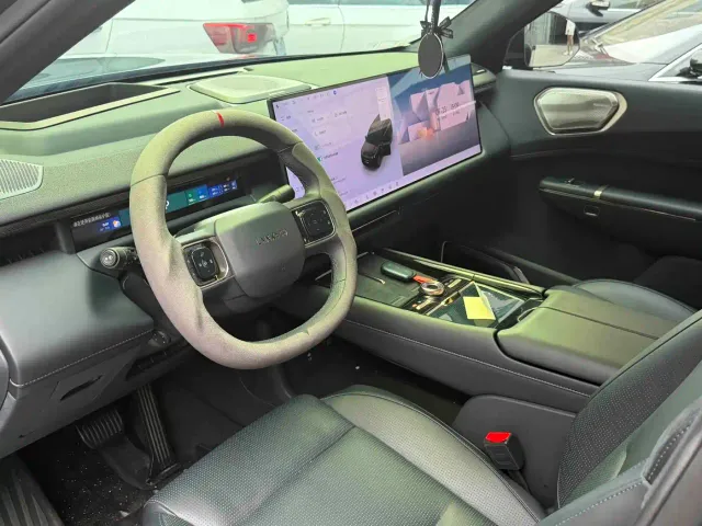 Lynk & Co Lynk & Co 900 2025 2.0T Ultra — Фото автомобиля 8
