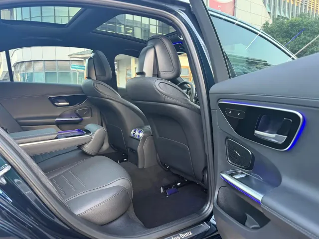 Mercedes-Benz C-Class — Фото автомобиля 10