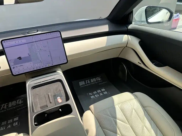 Nio ET5 Touring — Фото автомобиля 10