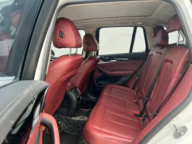 BMW X3 — Фото автомобиля 9