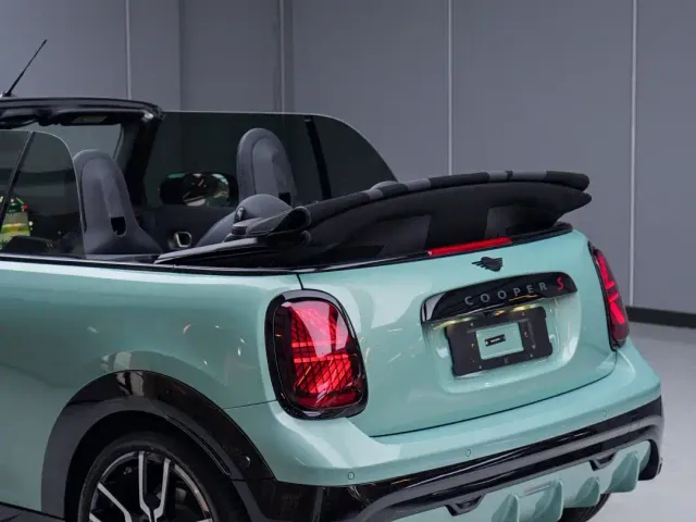 MINI Hatch — Фото автомобиля 5