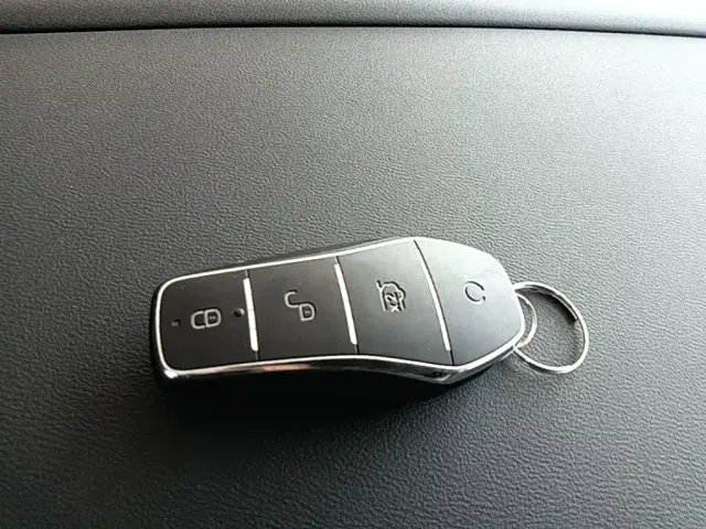 BYD Qin PLUS — Фото автомобиля 8