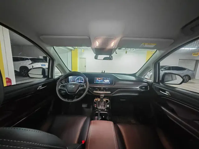 GAC Trumpchi M6 — Фото автомобиля 7