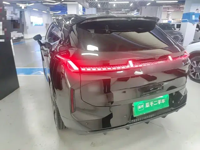 Lynk & Co Lynk & Co 08 EM-P 2023 120km Long Range Halo — Фото автомобиля 4