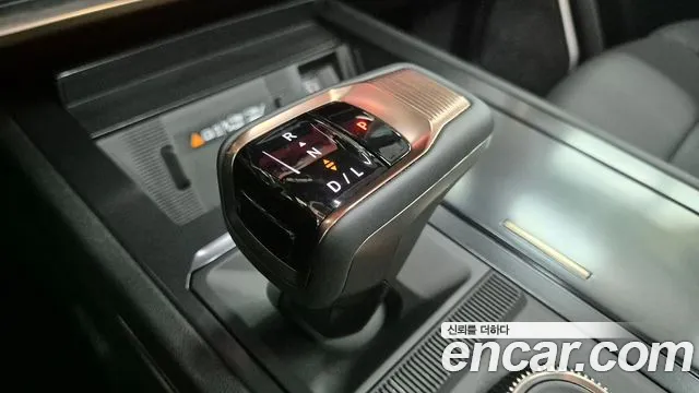 GMC Hummer EV — Фото автомобиля 9