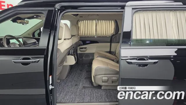 Kia Canival Carnival 4 поколение Дизель 7 мест Hi-Limousine — Фото автомобиля 12