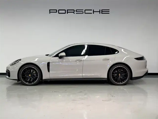 Porsche Panamera — Фото автомобиля 8