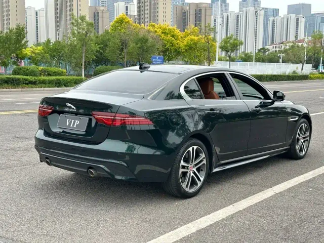 Jaguar XEL — Фото автомобиля 9