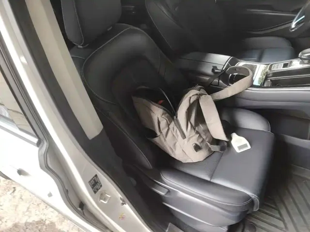 GAC Trumpchi M8 — Фото автомобиля 24