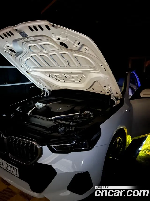 BMW 5-Series 5 серия (G60) 530i xDrive M Sport — Фото автомобиля 6