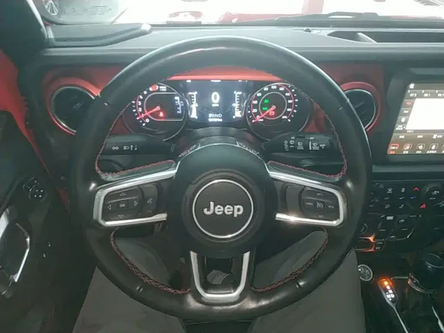 Jeep Wrangler — Фото автомобиля 10