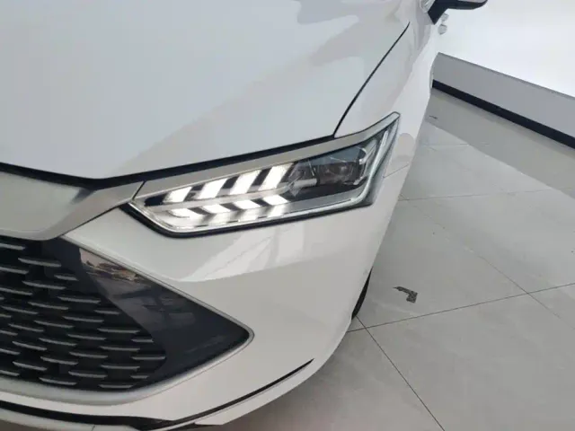 BYD Qin PLUS — Фото автомобиля 5