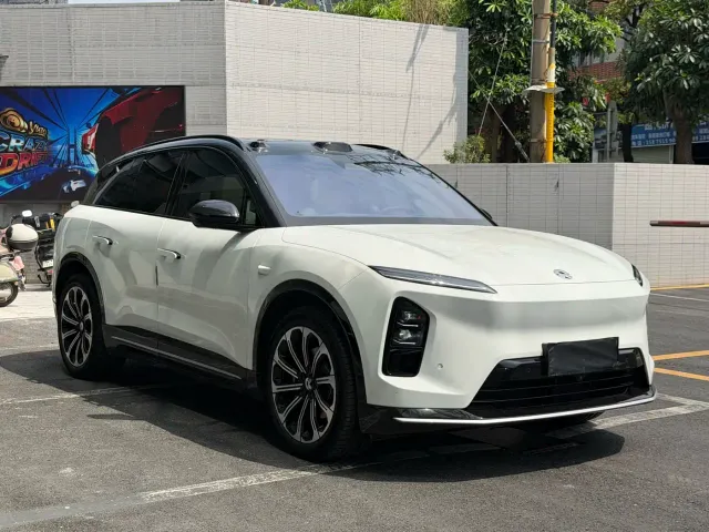 Nio ES6 — Фото автомобиля 4