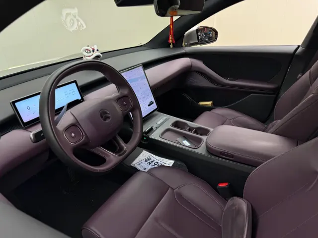 Nio ET5 Touring — Фото автомобиля 17