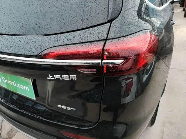 Buick Envision Plus — Фото автомобиля 7