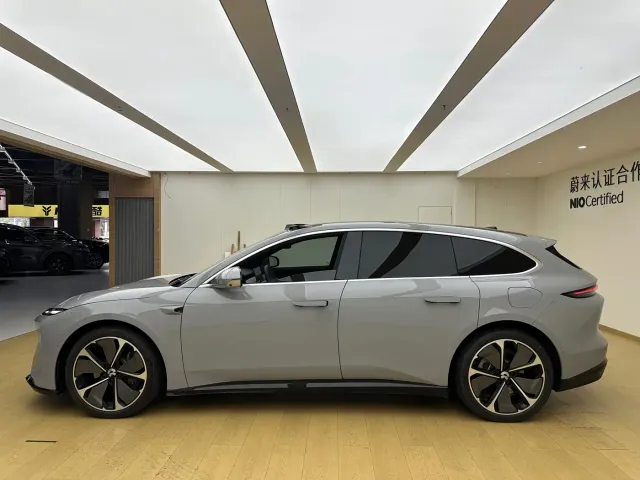 Nio ET5 Touring — Фото автомобиля 18