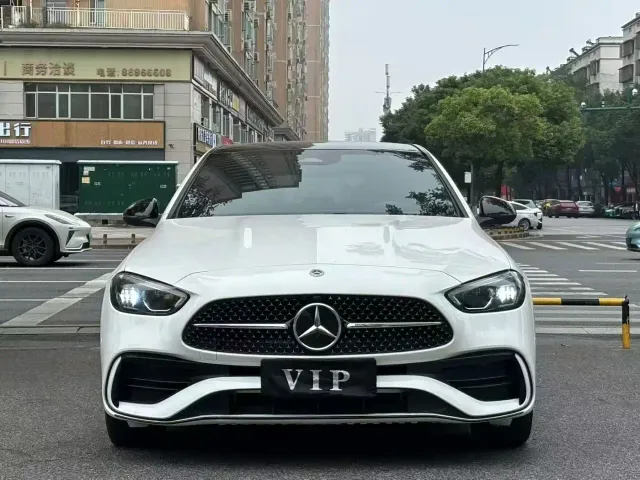 Mercedes-Benz C-Class — Фото автомобиля 3