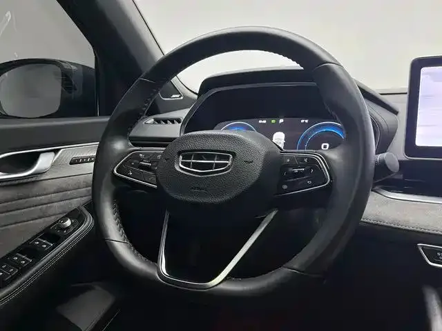 Geely Xingrui — Фото автомобиля 10