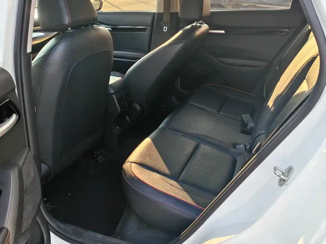 Kia Seltos — Фото автомобиля 12