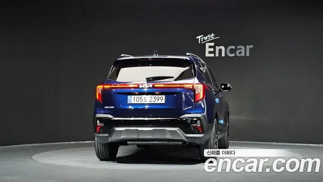 Kia Seltos — Фото автомобиля 4