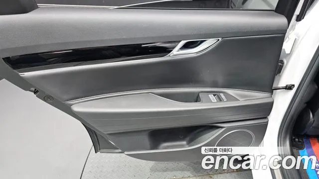 Genesis G80 RG3 — Фото автомобиля 14