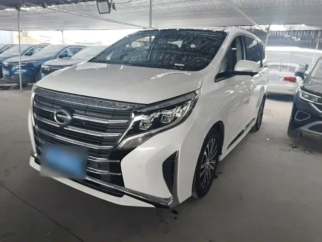 Фотография автомобиля — GAC Trumpchi M8