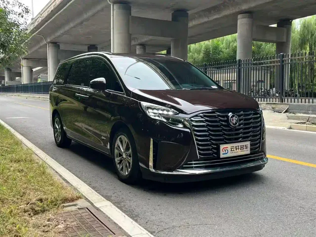 Фотография автомобиля — Buick GL8