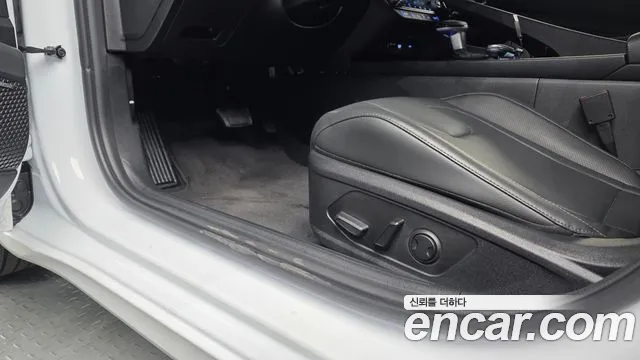Hyundai Avante CN7 — Фото автомобиля 30