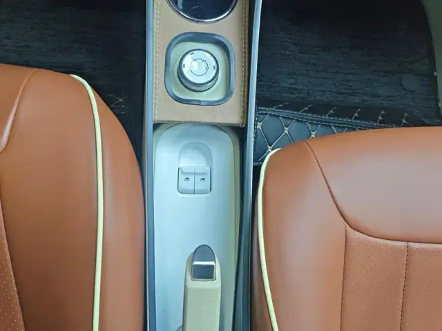 Wuling Hongguang Mini EV — Фото автомобиля 16
