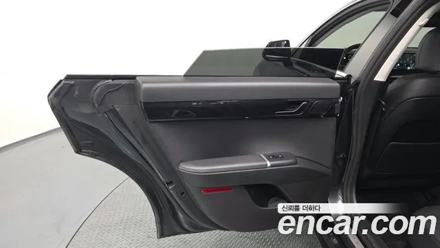 Hyundai Grandeur Grandeur (GN7) — Фото автомобиля 24