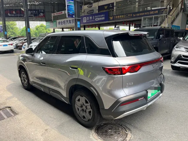 BYD Yuan UP — Фото автомобиля 9