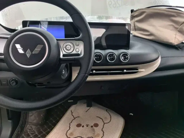 Wuling Bingo — Фото автомобиля 12