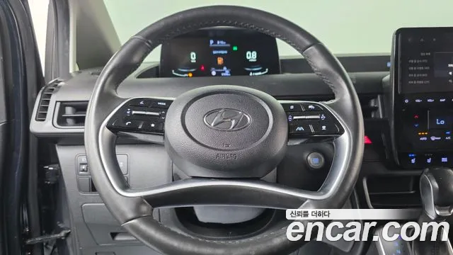 Hyundai Staria — Фото автомобиля 13